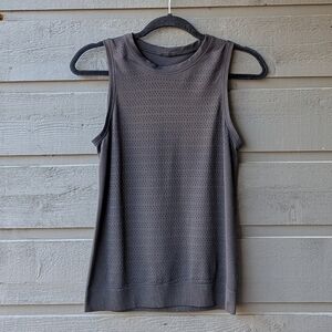 Lululemon Breeze By Muscle Tank II Black / Black Size 4